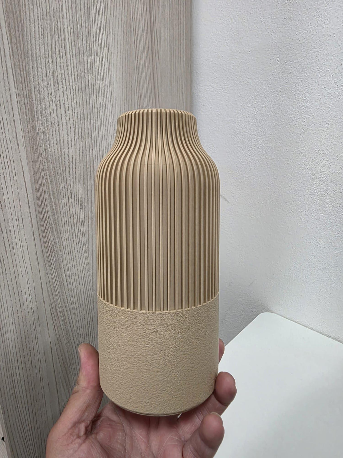 Vaso Japandi a Coste Stampato in 3D | Vaso Decorativo Minimal per Fiori Secchi